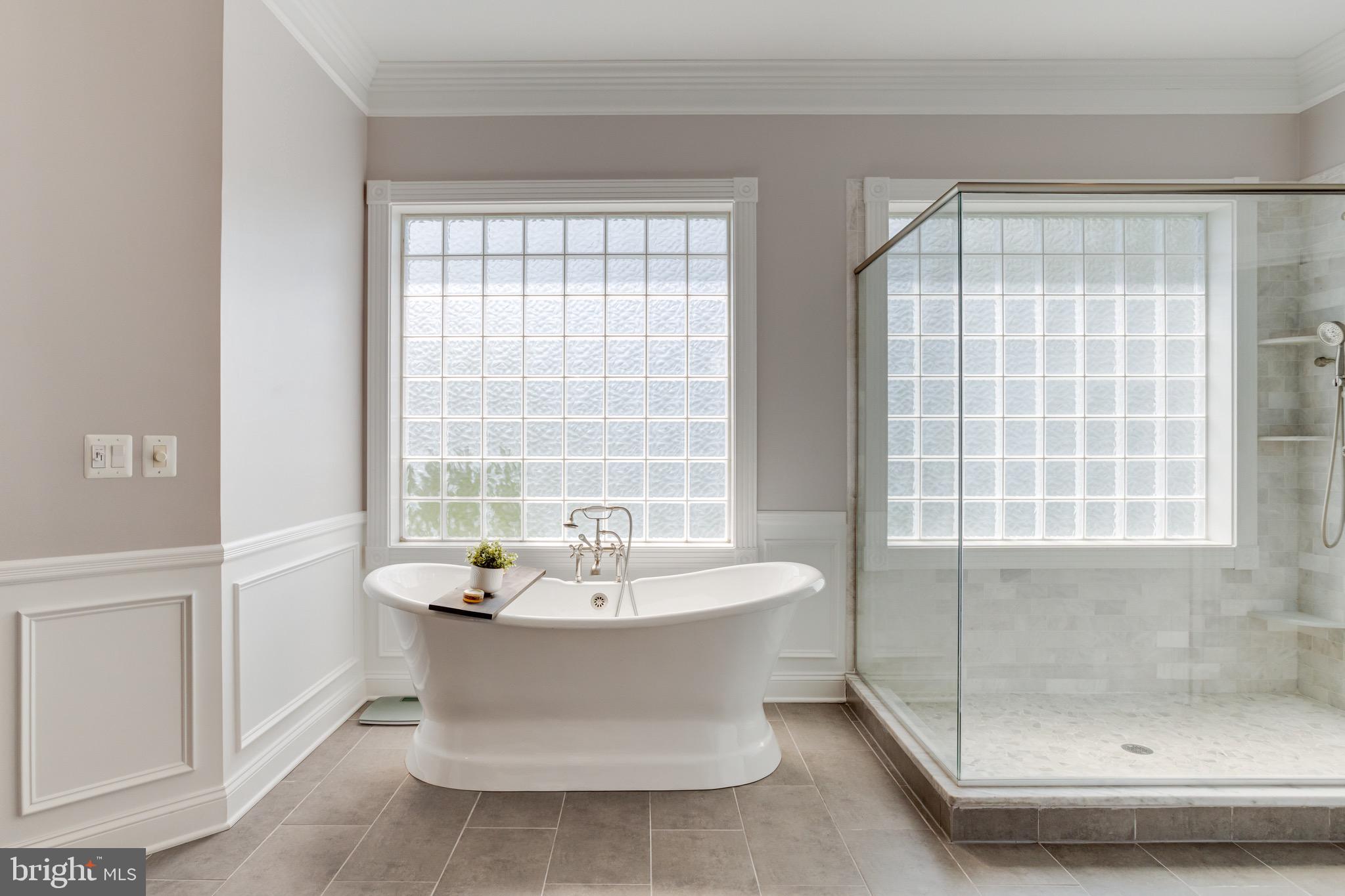 BOWLEYS QUARTERS - Residential