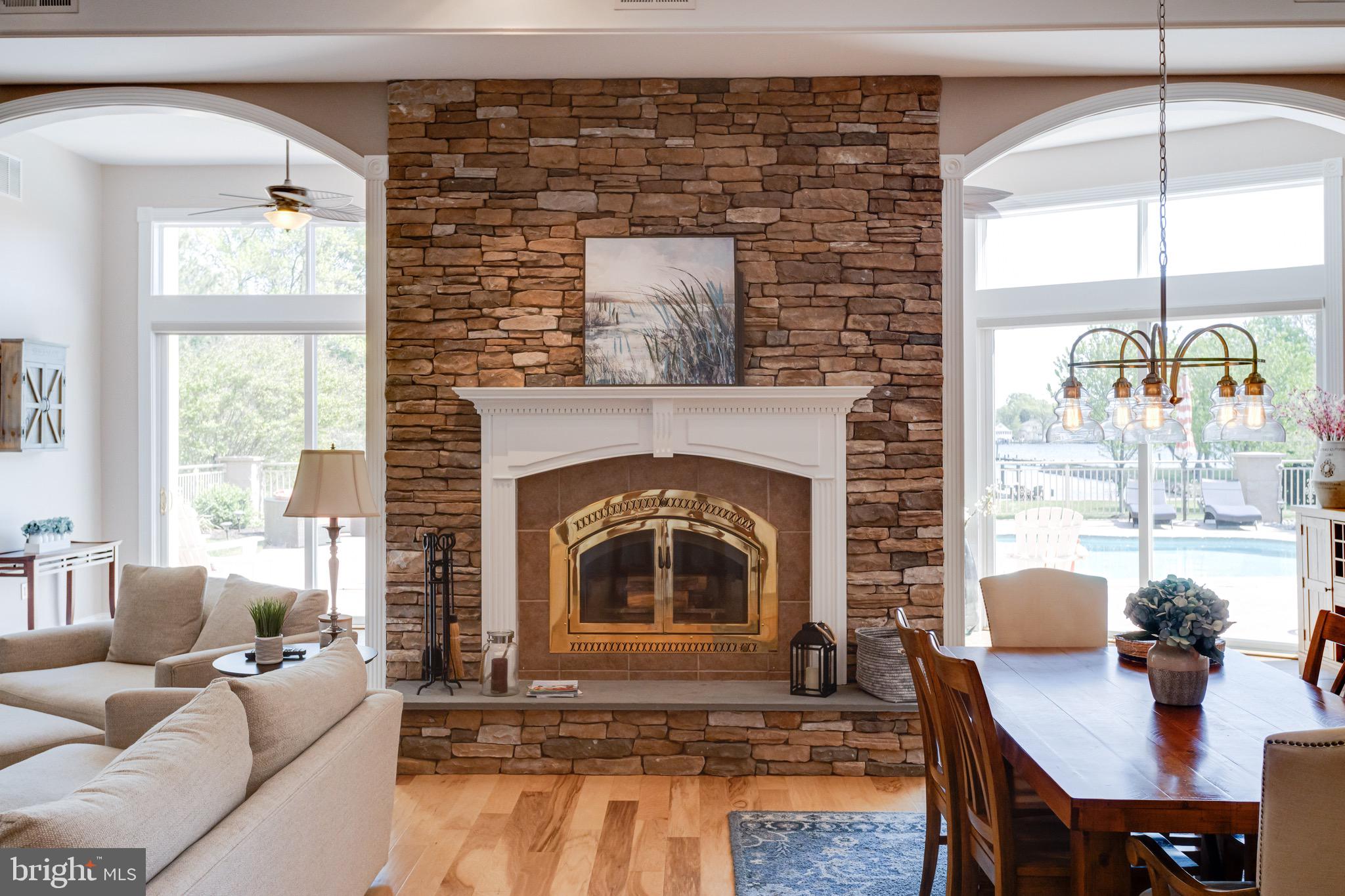 BOWLEYS QUARTERS - Residential