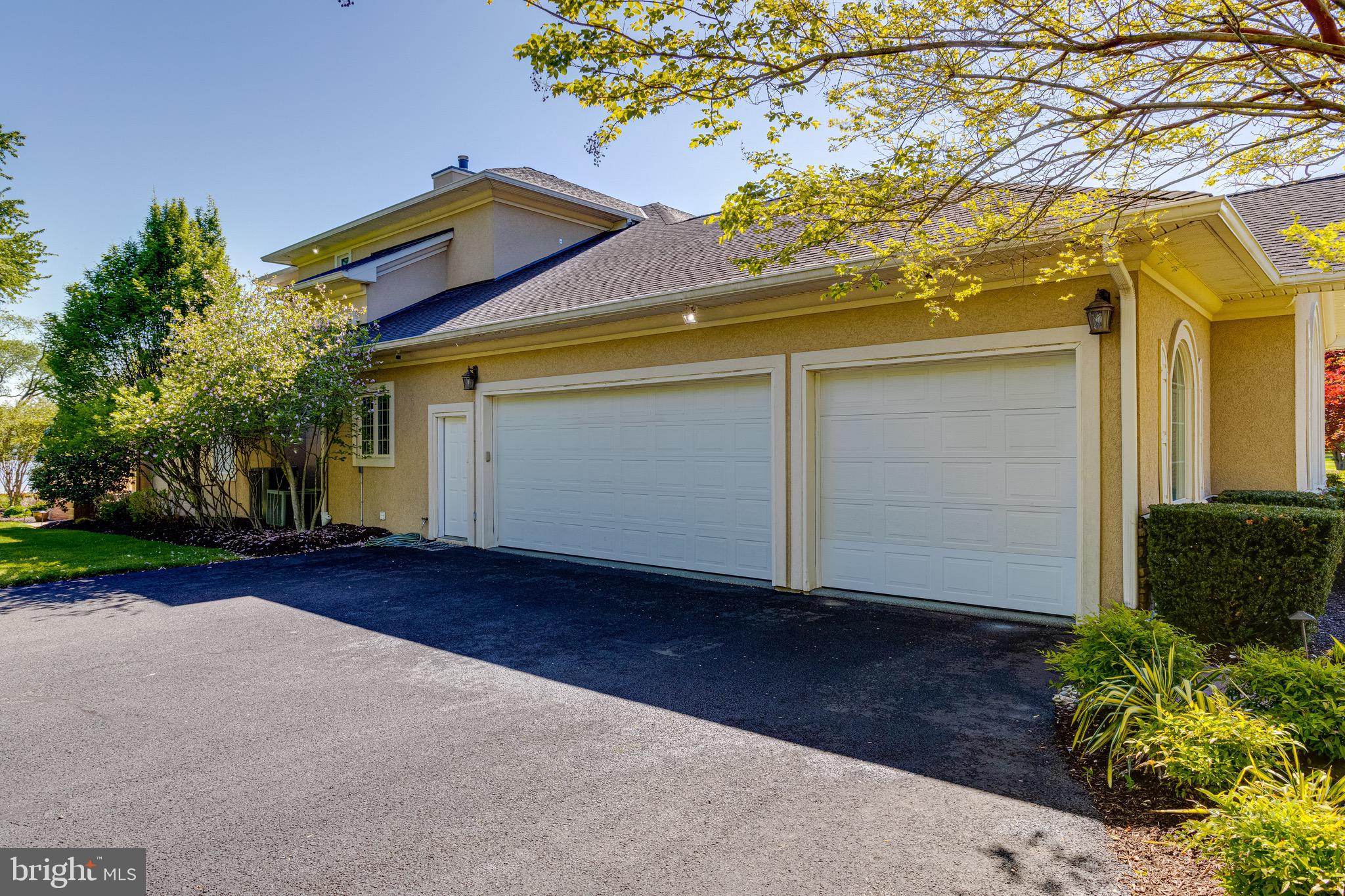 BOWLEYS QUARTERS - Residential