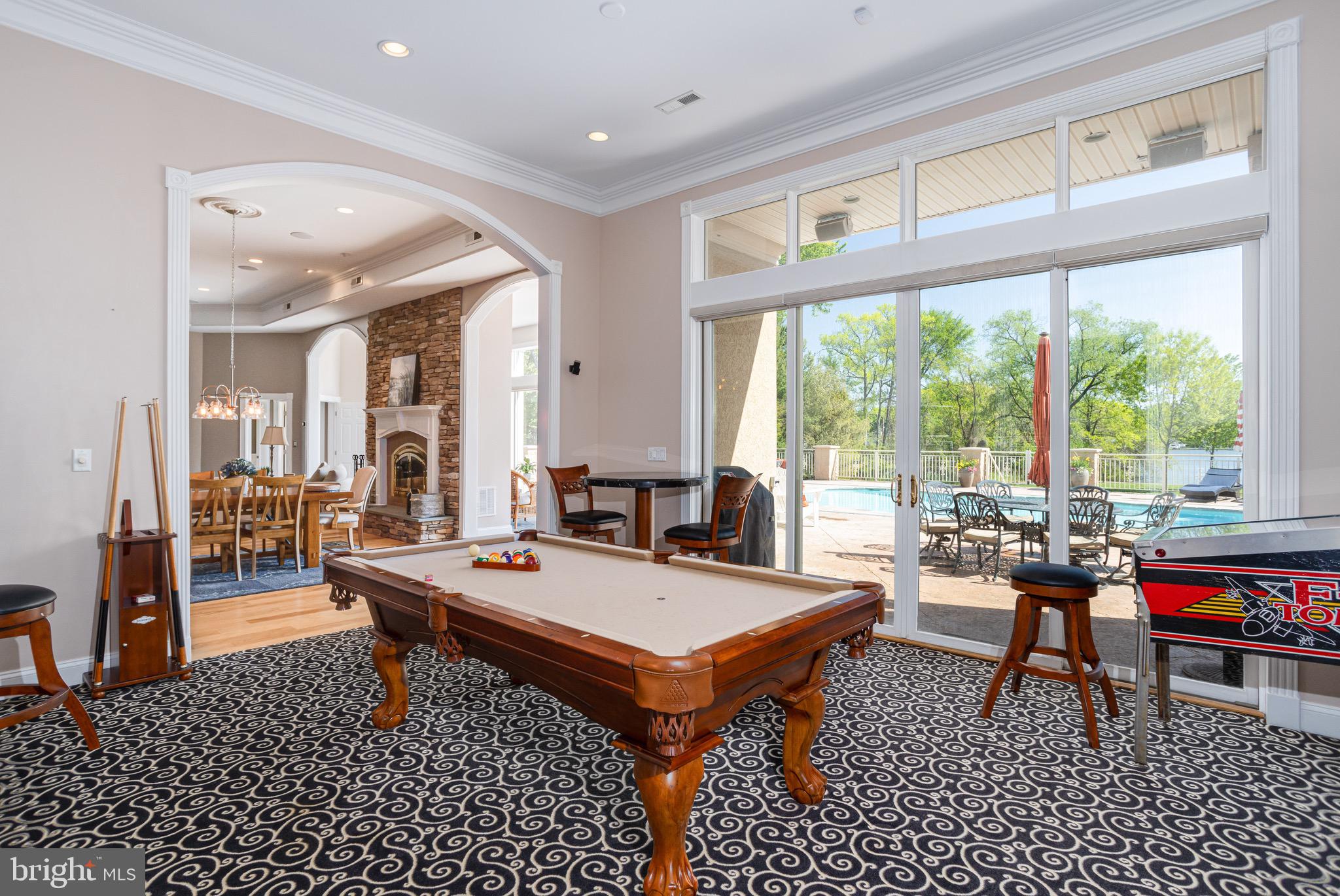 BOWLEYS QUARTERS - Residential