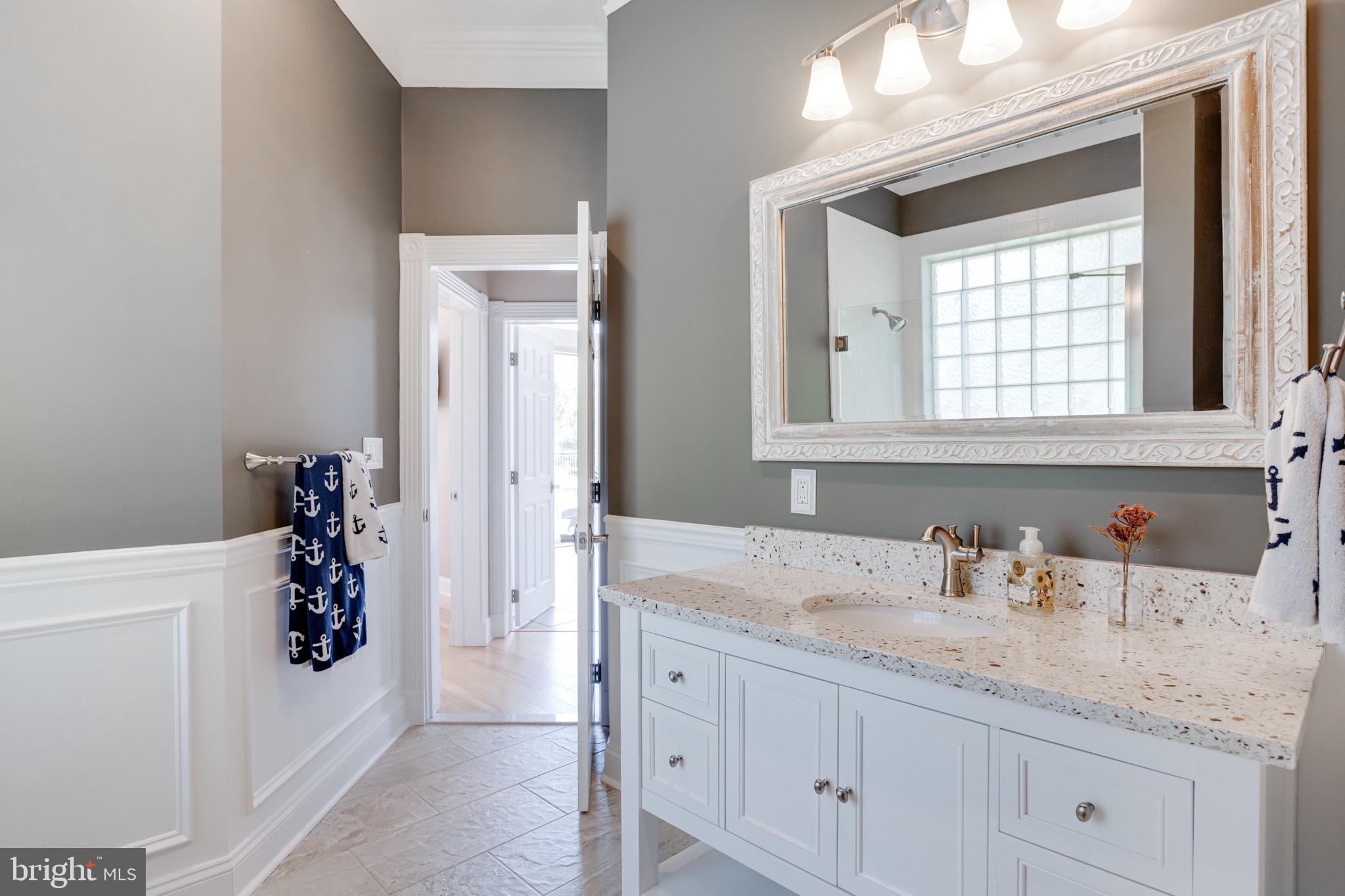 BOWLEYS QUARTERS - Residential