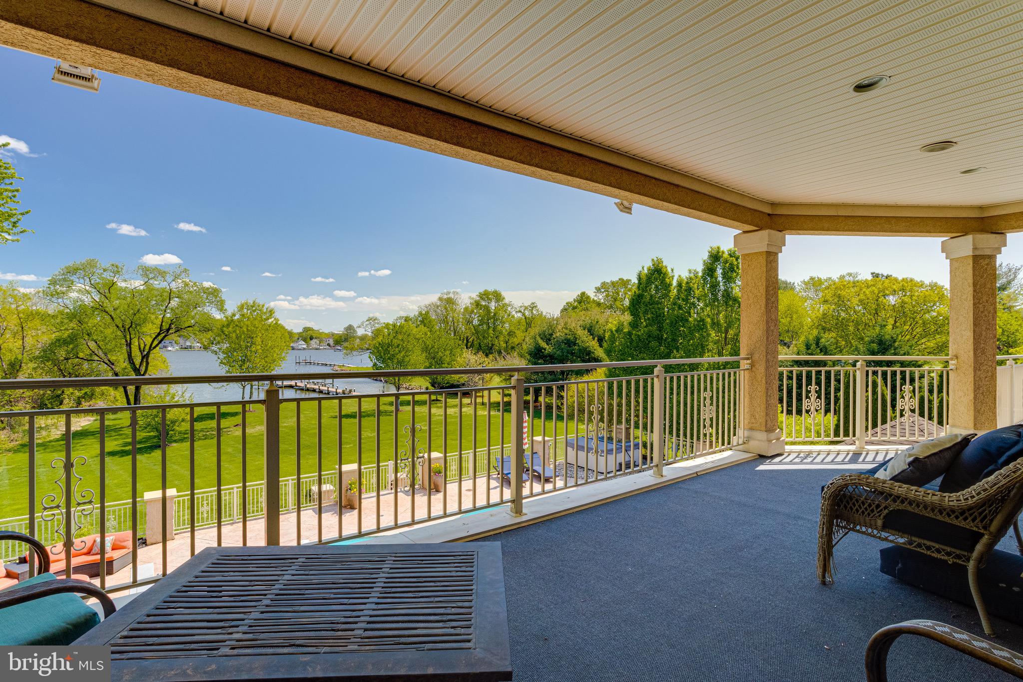 BOWLEYS QUARTERS - Residential