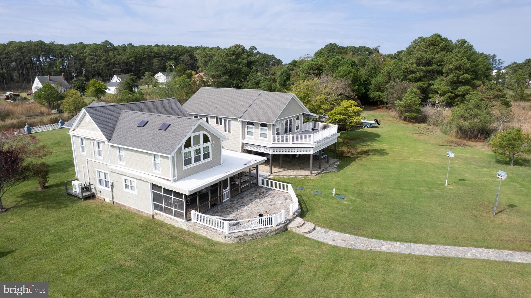 1225 FLOWERS ROAD
