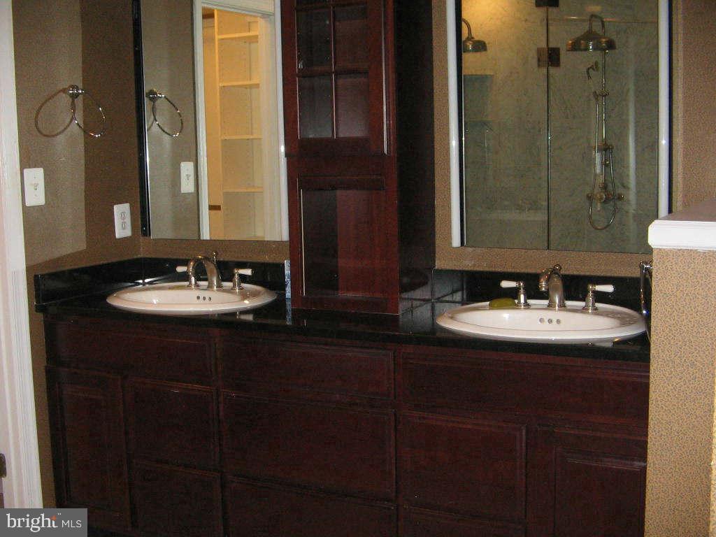 MADISON OF MCLEAN - Residential Lease