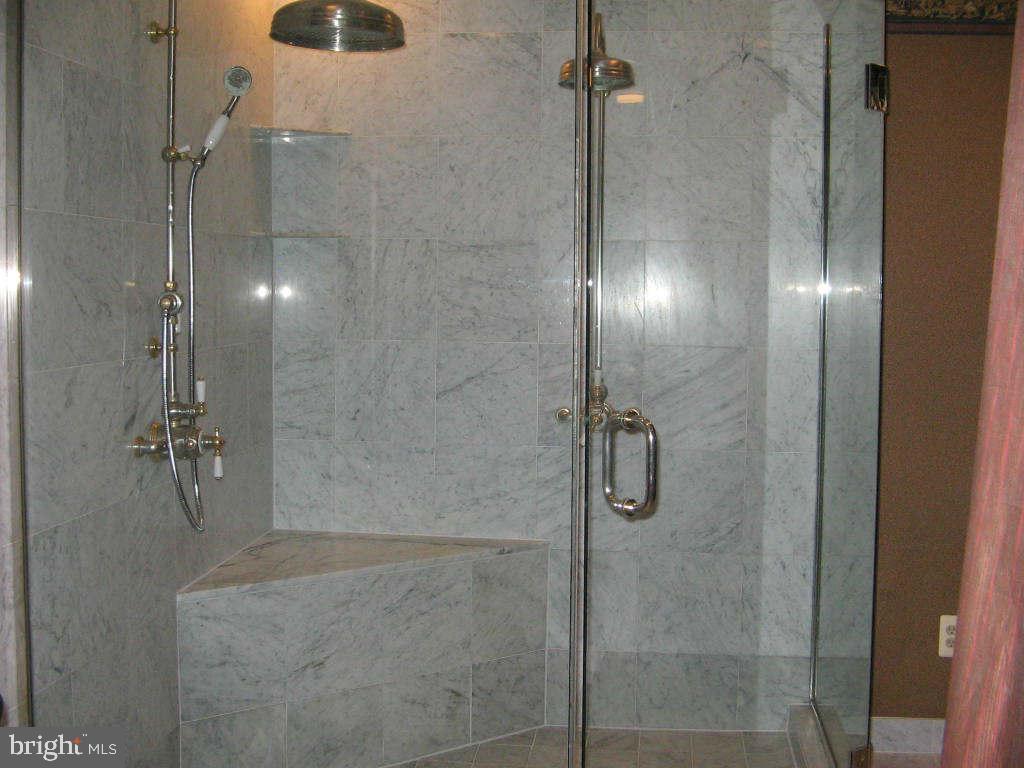 MADISON OF MCLEAN - Residential Lease