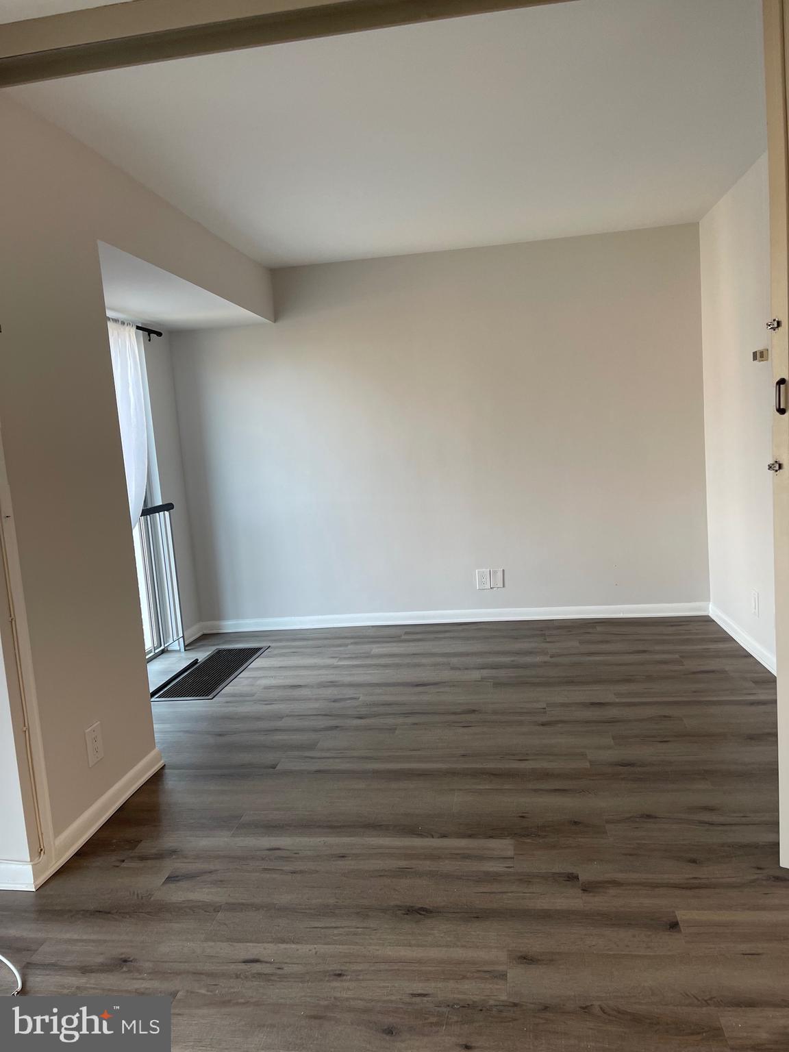 520 N STREET SW S317