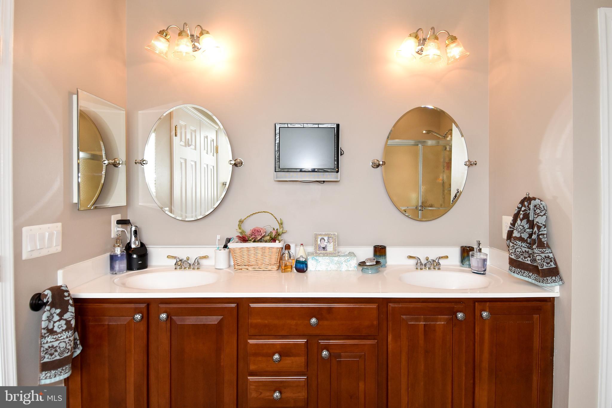 HERITAGE HUNT - Residential