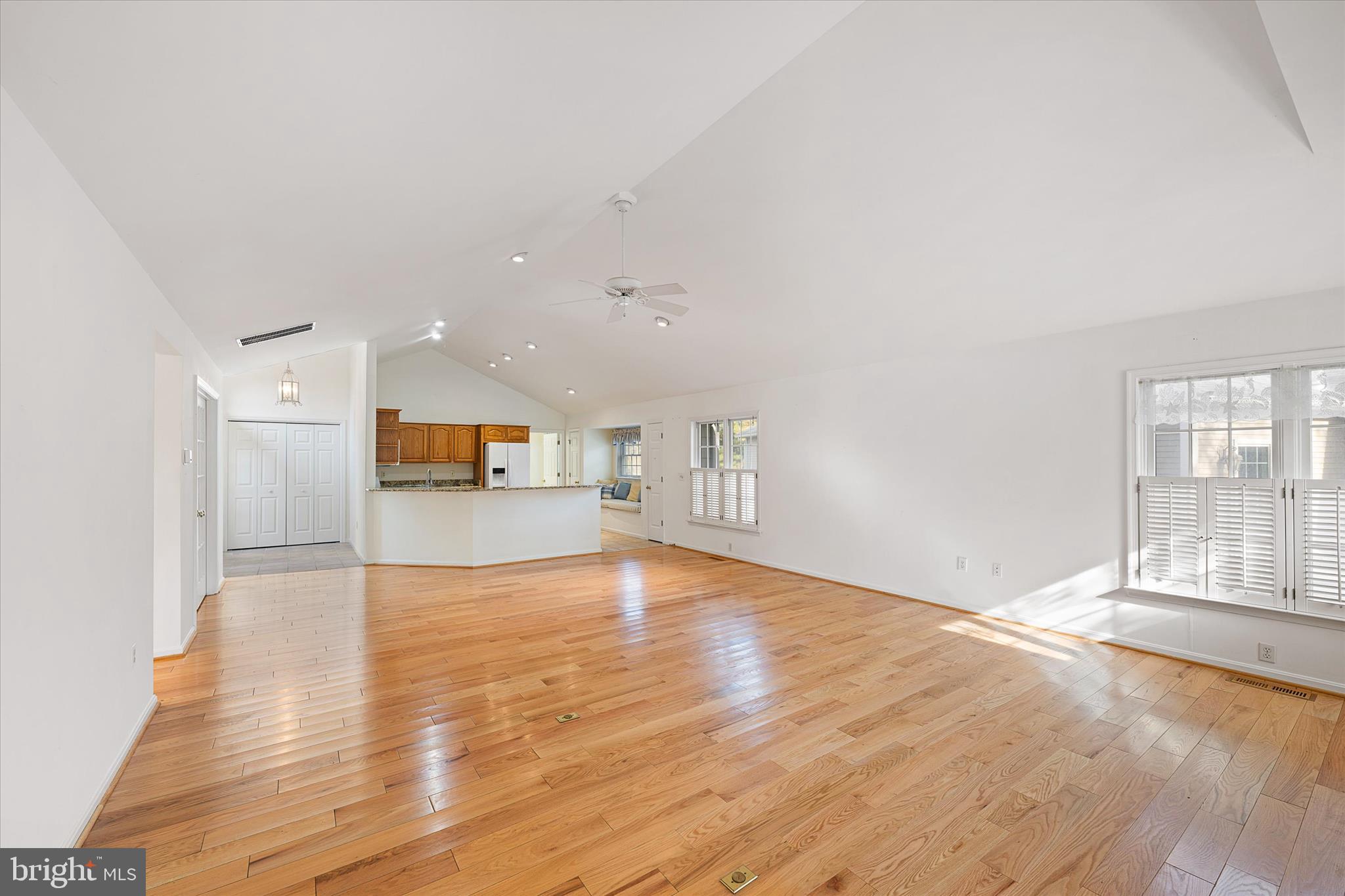 SALT POND - Residential