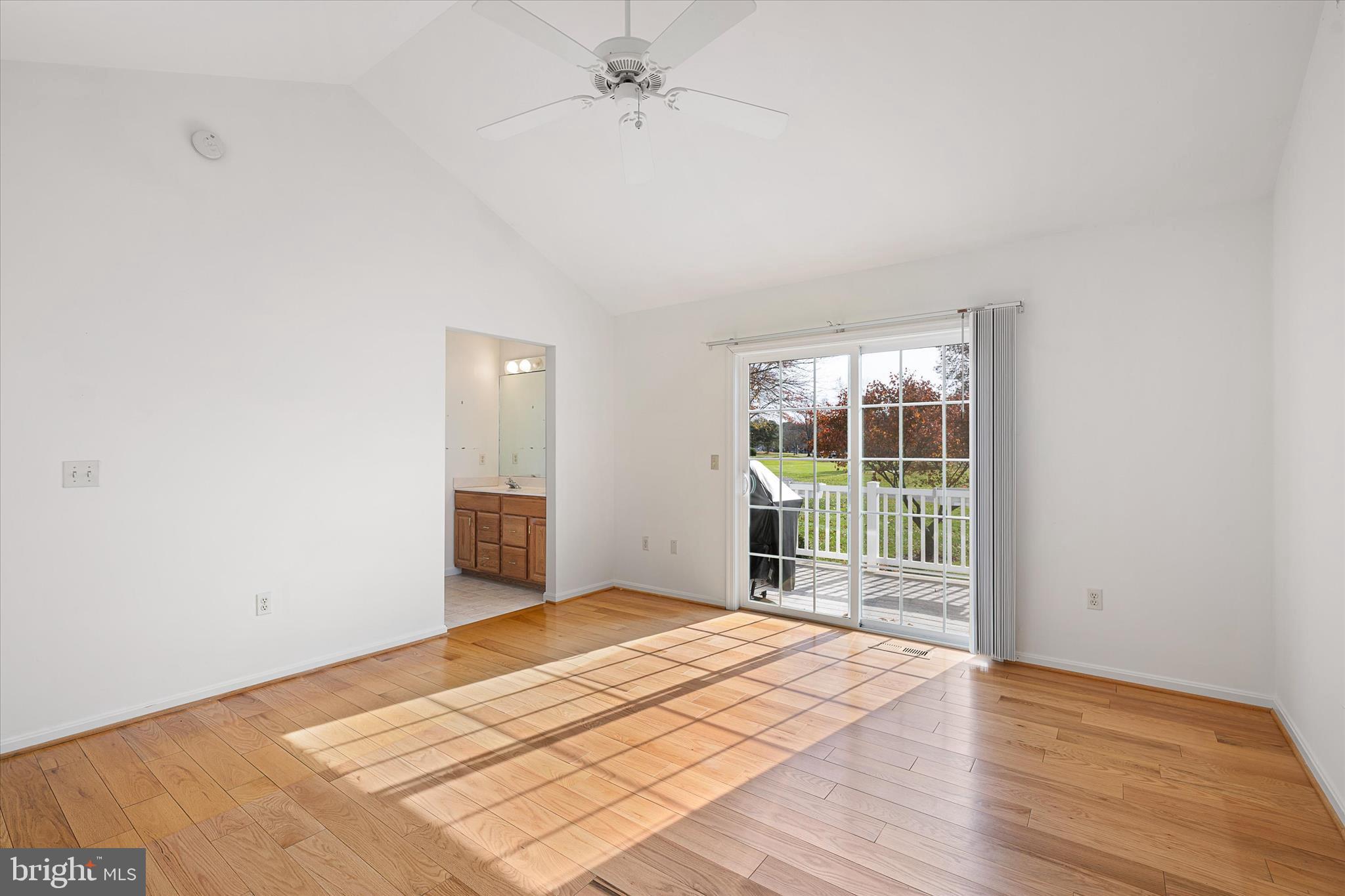 SALT POND - Residential