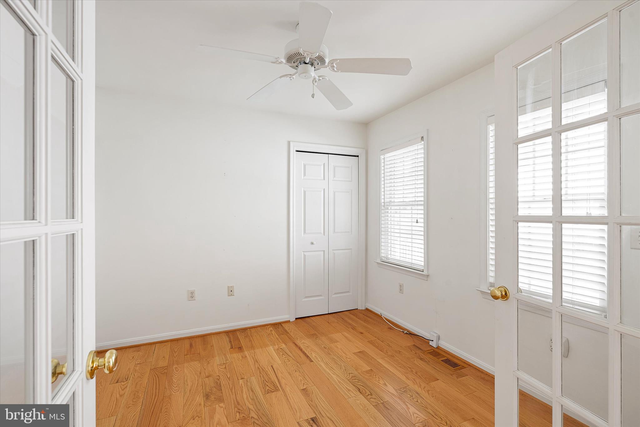 SALT POND - Residential