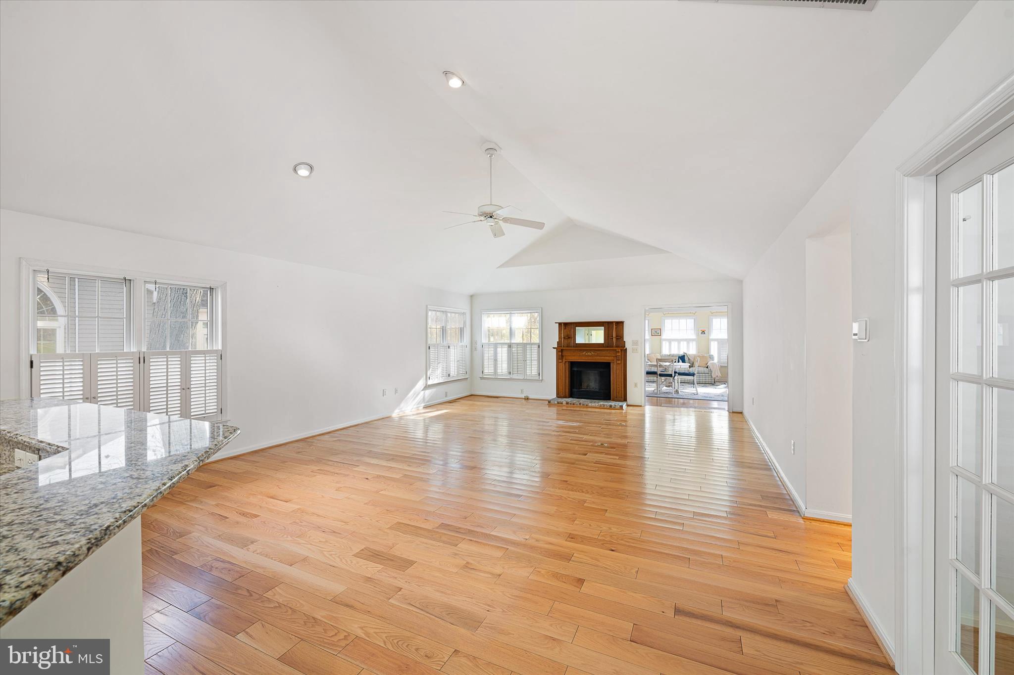 SALT POND - Residential