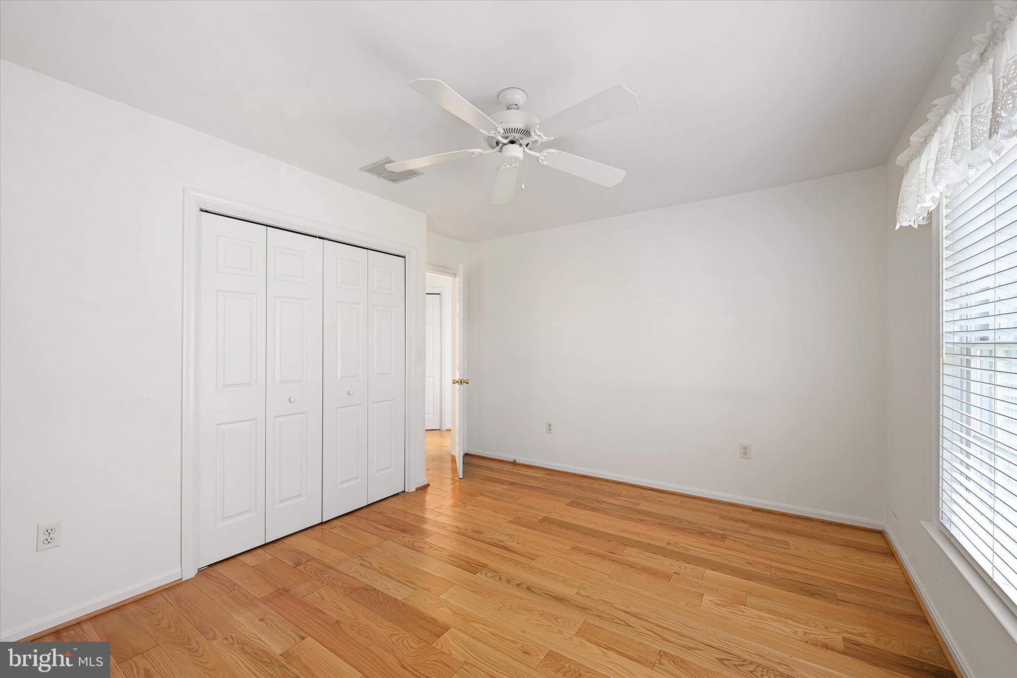 SALT POND - Residential