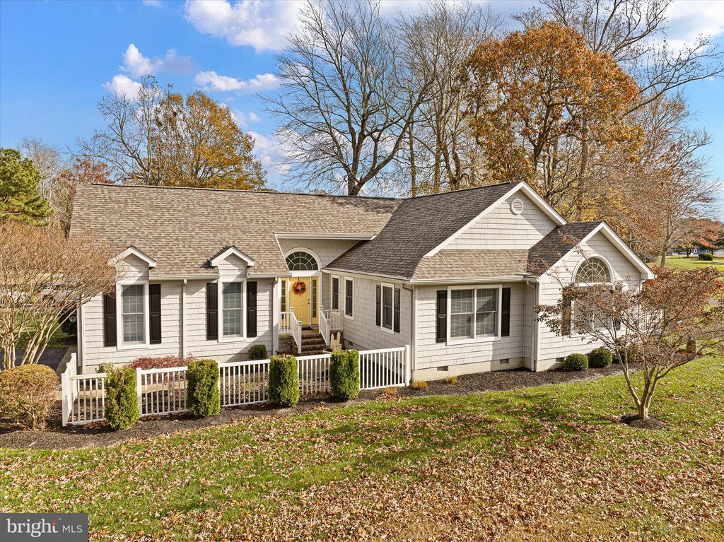 Photo of 670 Bethany Loop, BETHANY BEACH, DE 19930 (MLS # DESU2099804)