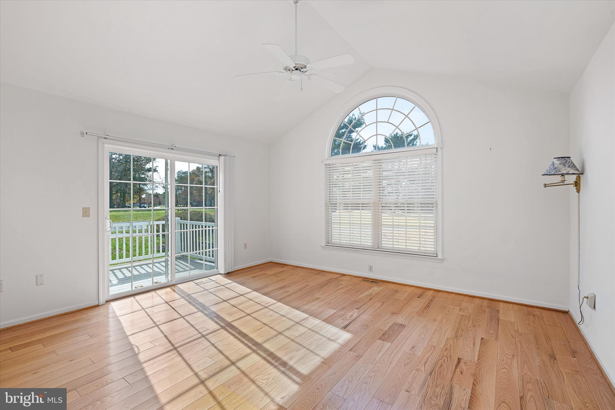 SALT POND - Residential