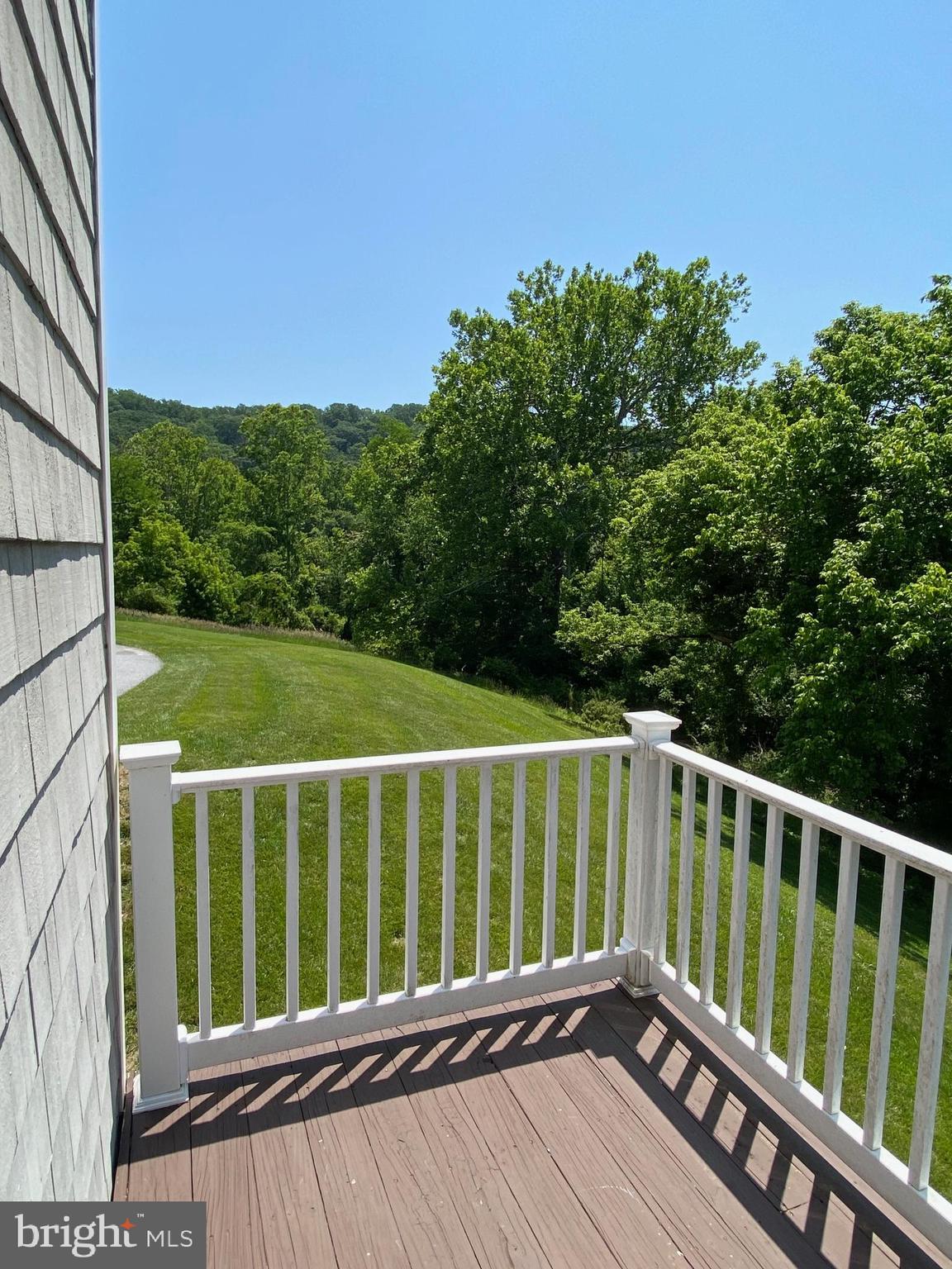 40 IRON MILL GARTH