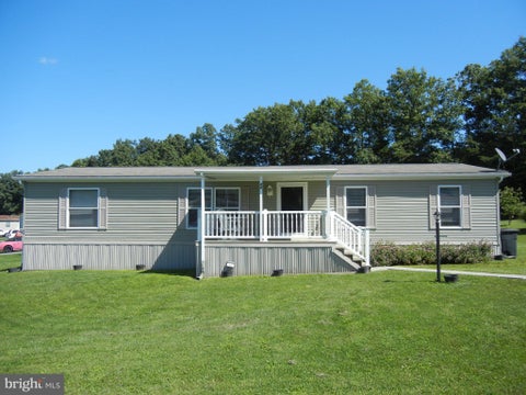 Mobile Home For Sale - 44 Meadowview Drive<br/> Perry County, NEW BLOOMFIELD, PA 17068