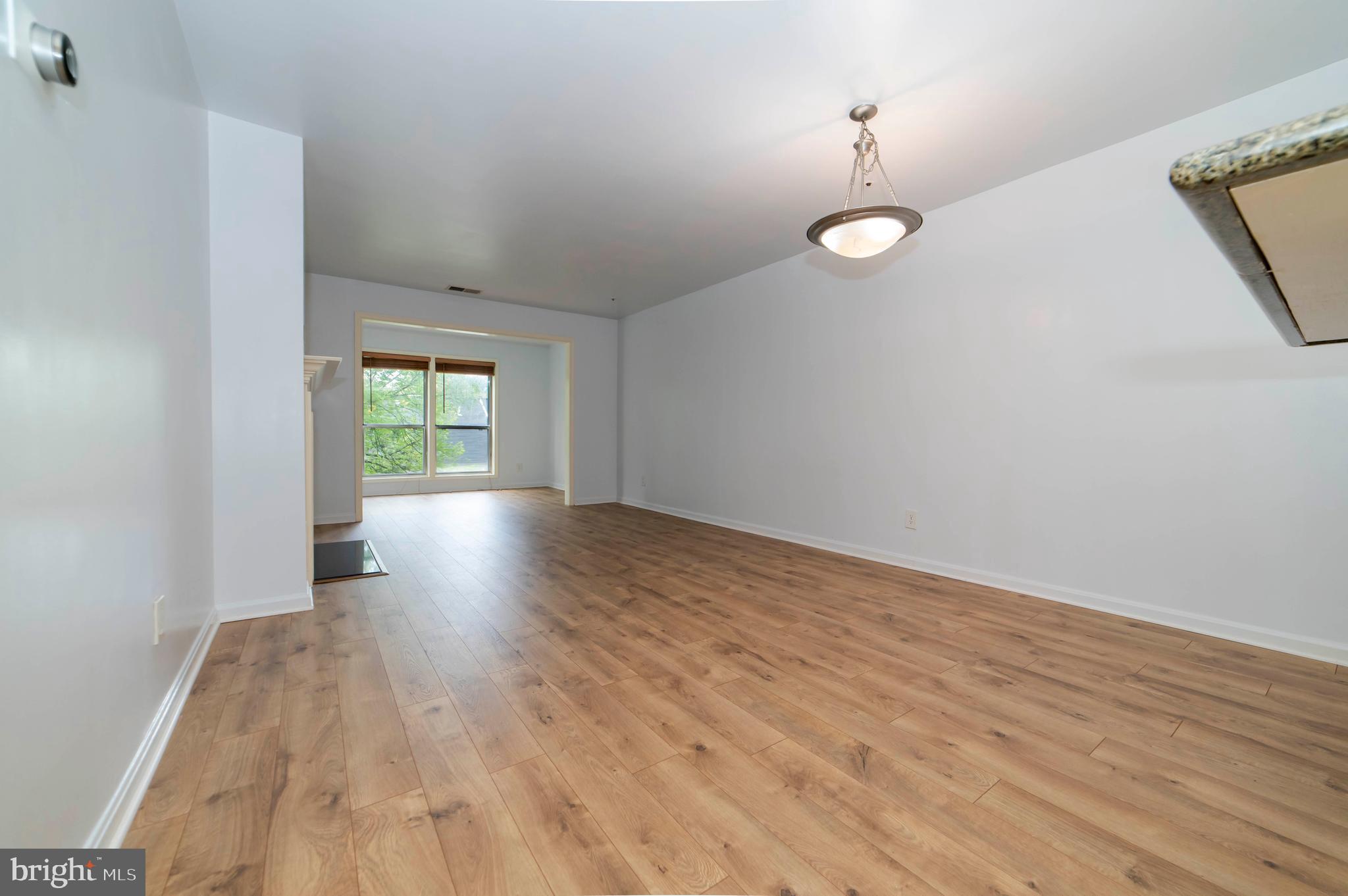 FOUR WINDS AT OAKTON - Residential