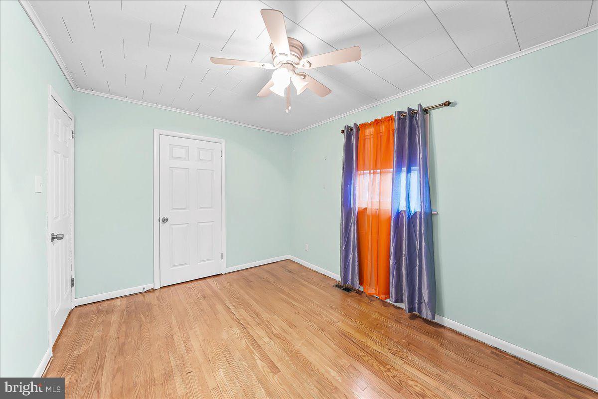 LLANGOLLEN ESTATES - Residential