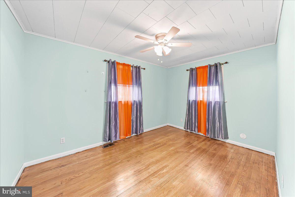 LLANGOLLEN ESTATES - Residential