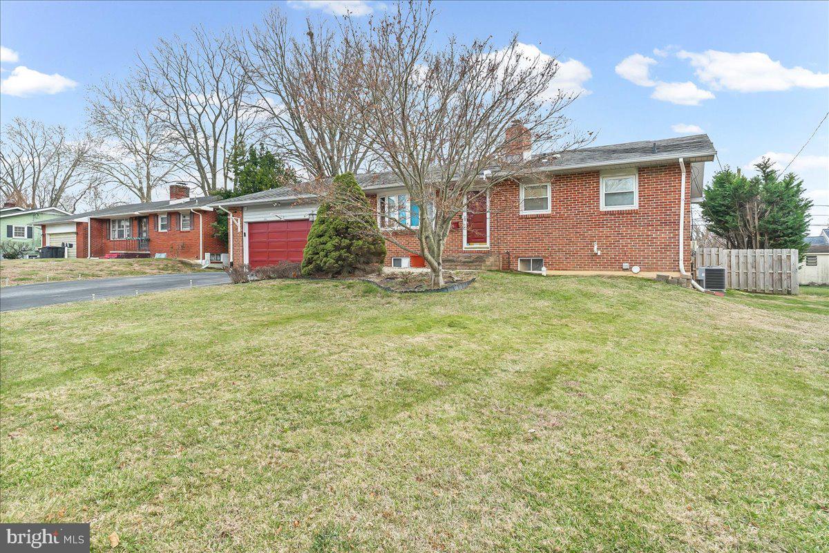 LLANGOLLEN ESTATES - Residential