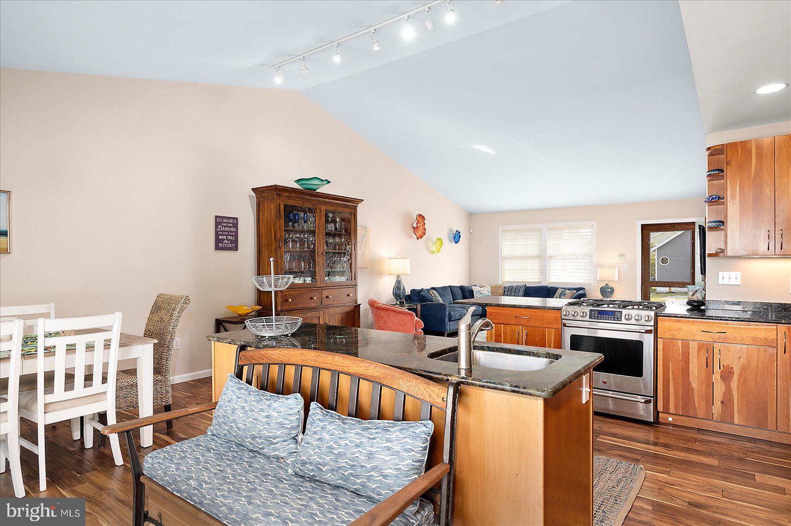 CAPE ISLE OF WIGHT - Residential