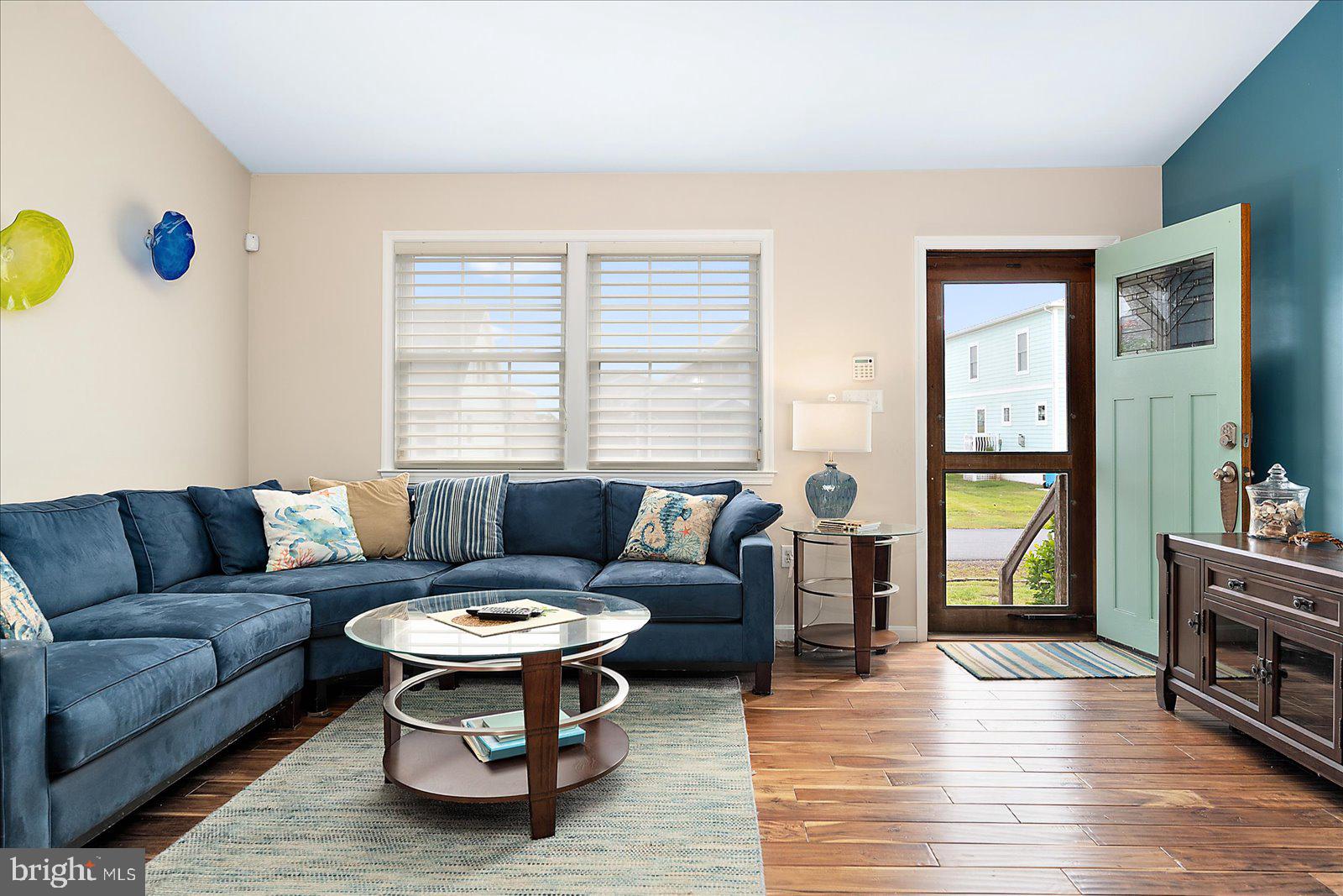 CAPE ISLE OF WIGHT - Residential