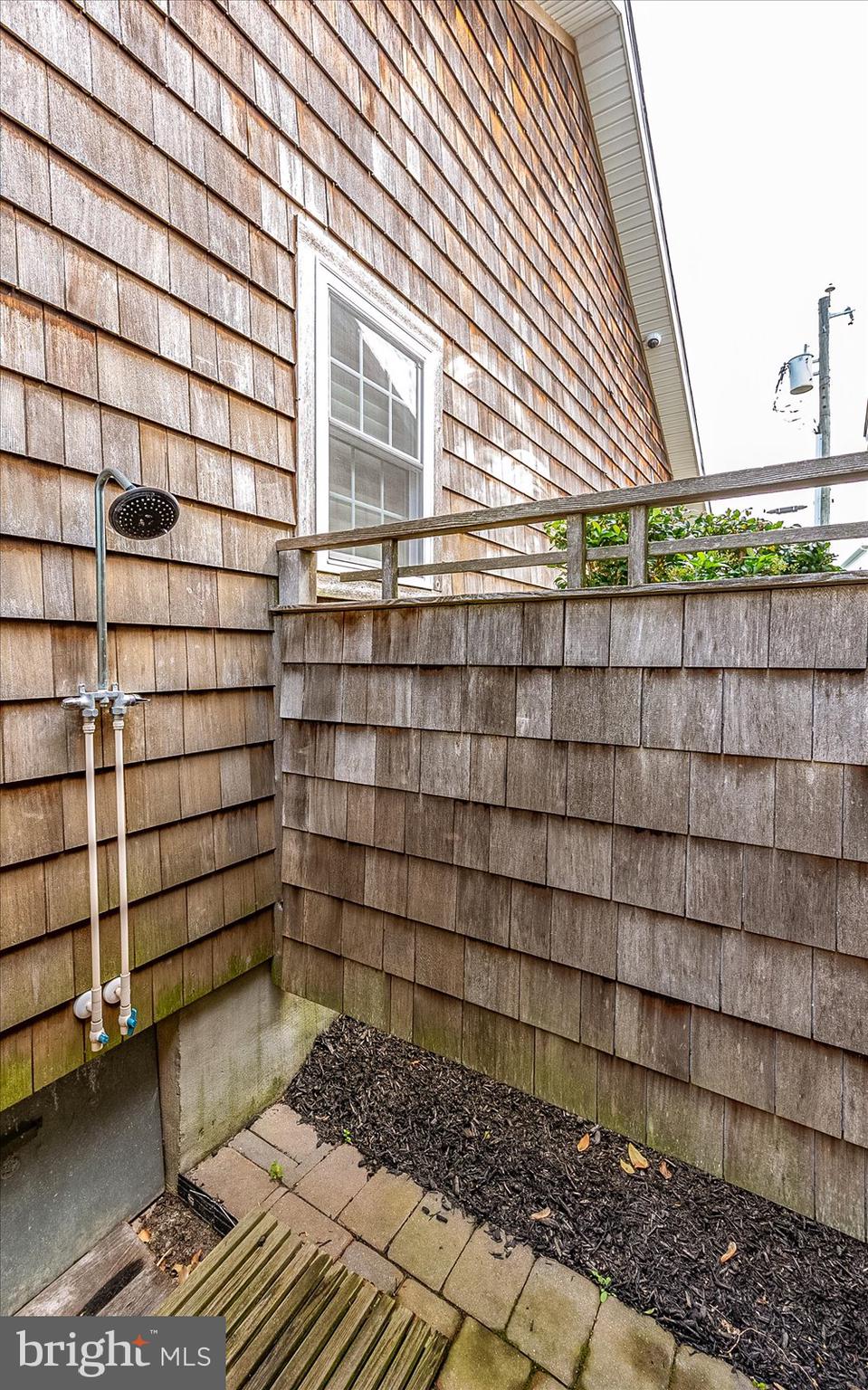 CAPE ISLE OF WIGHT - Residential