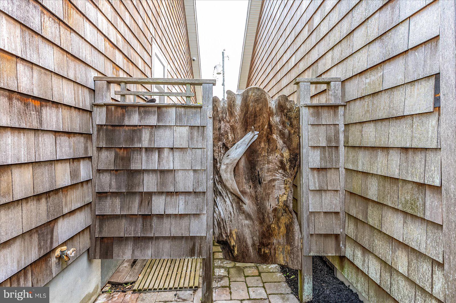 CAPE ISLE OF WIGHT - Residential