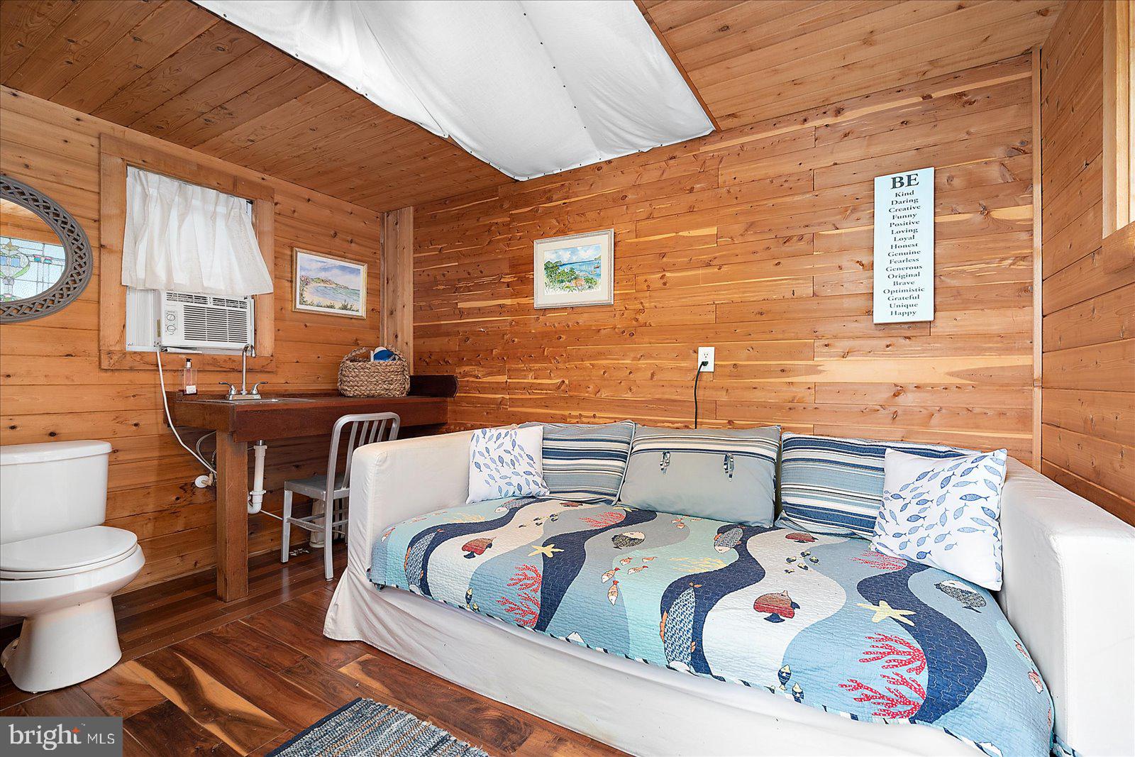 CAPE ISLE OF WIGHT - Residential