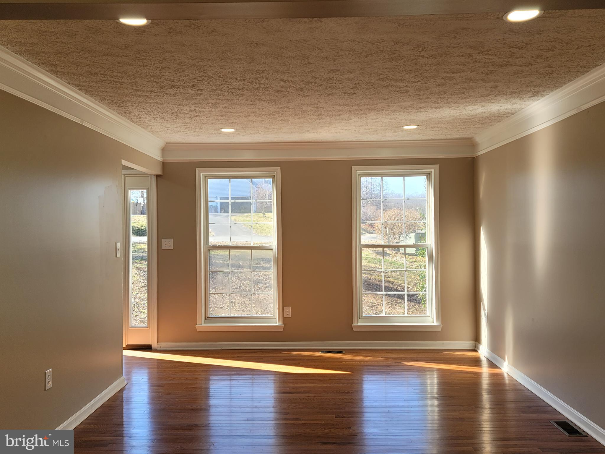 CAVALRY RIDGE - Residential