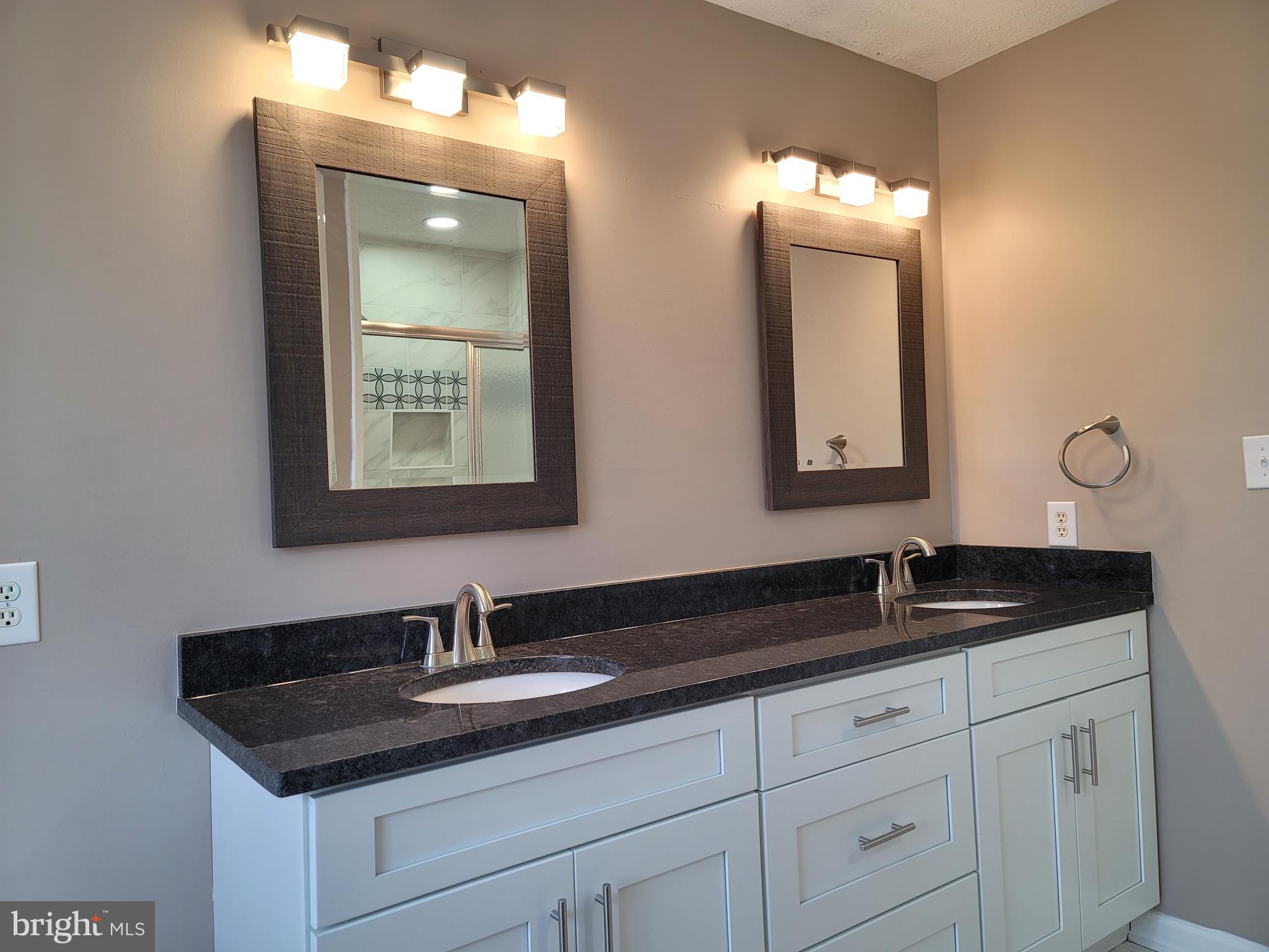 CAVALRY RIDGE - Residential