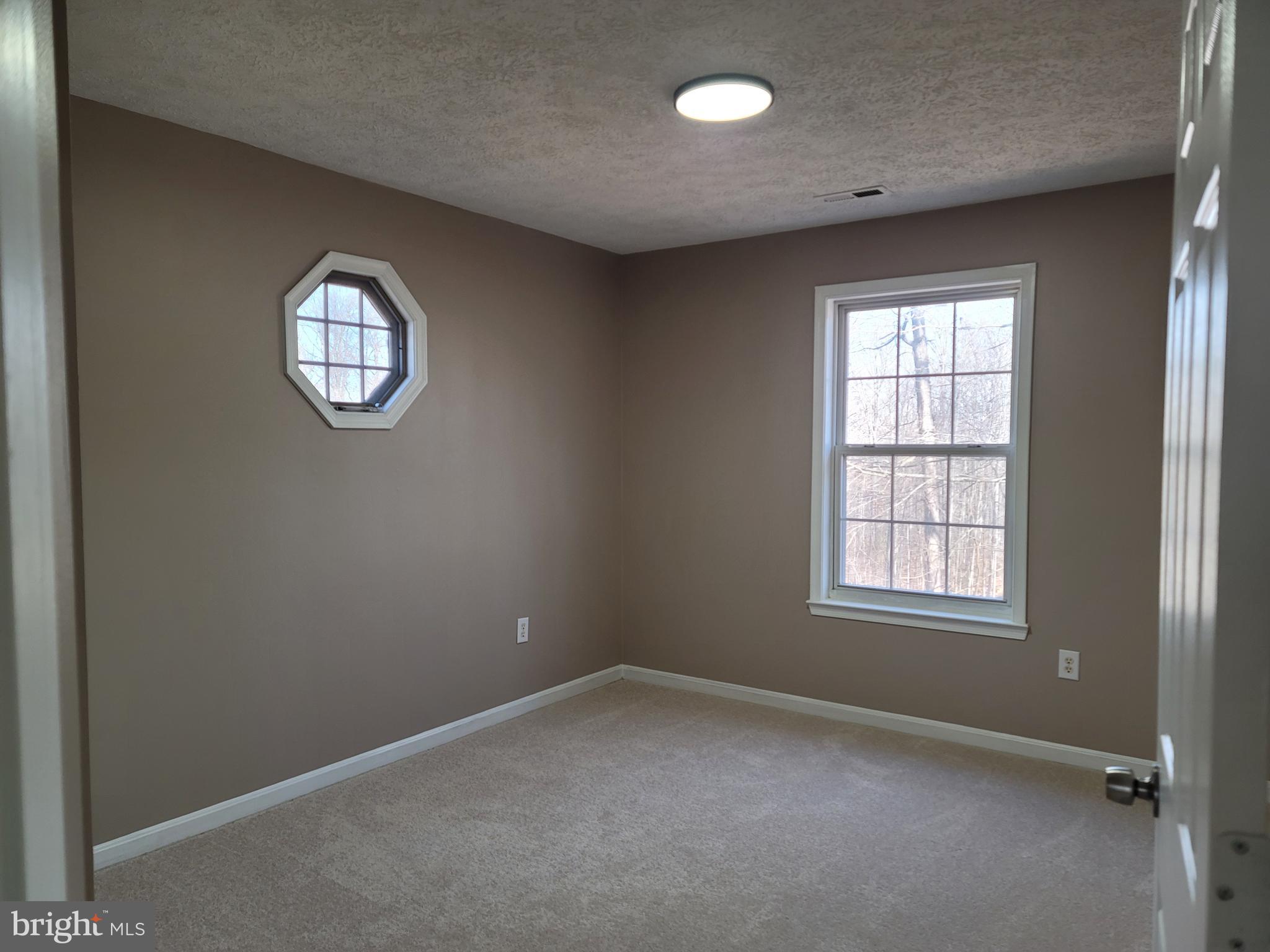 CAVALRY RIDGE - Residential