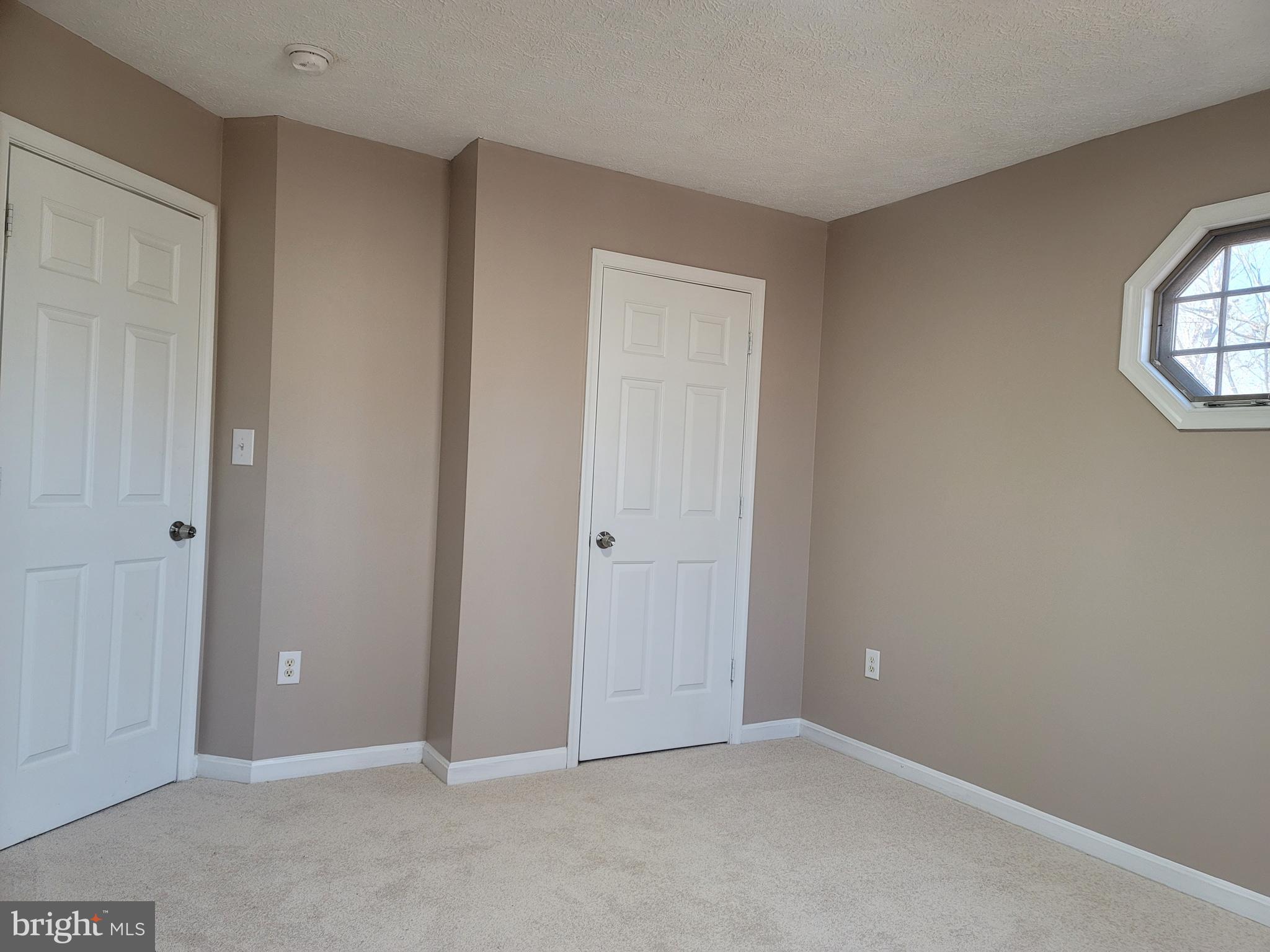 CAVALRY RIDGE - Residential