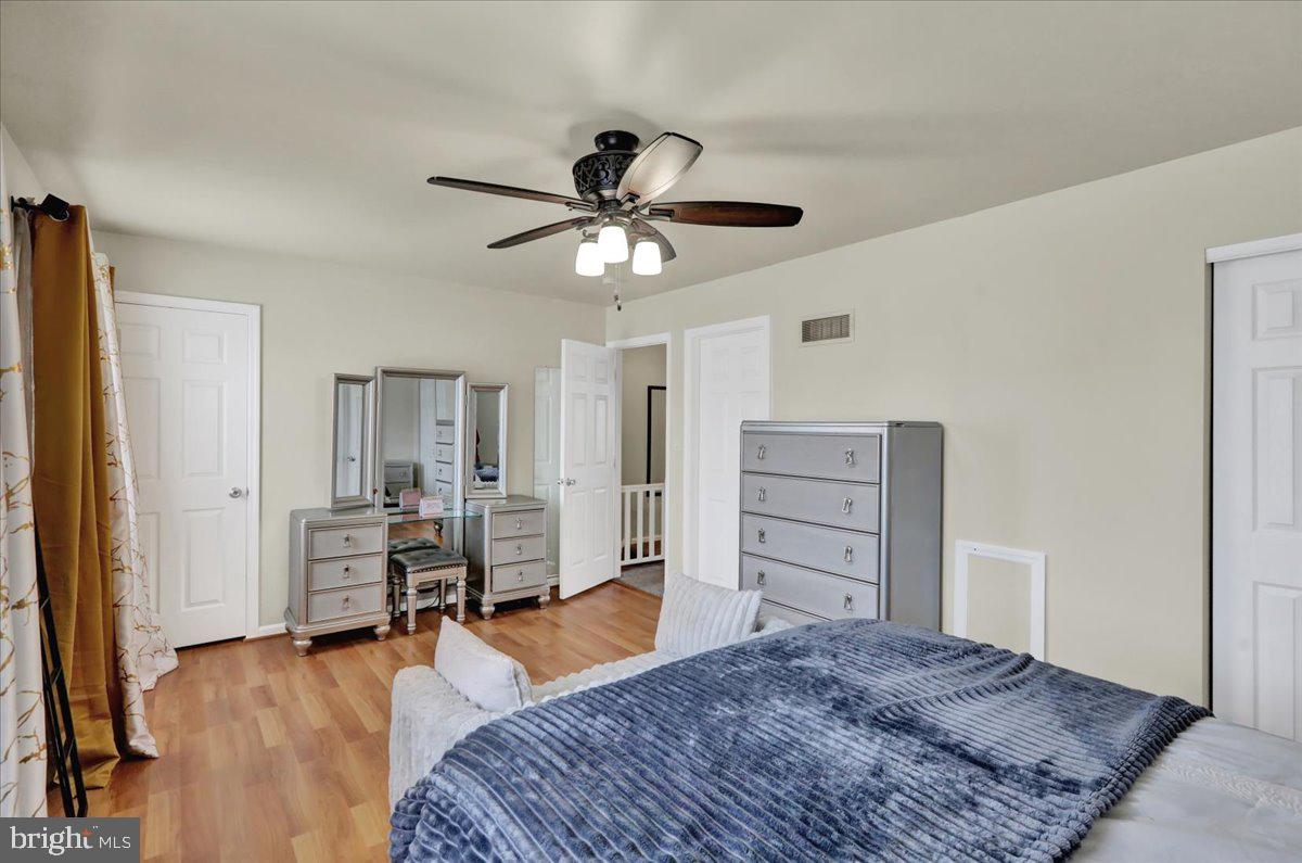 HEATHER KNOLL - Residential Lease