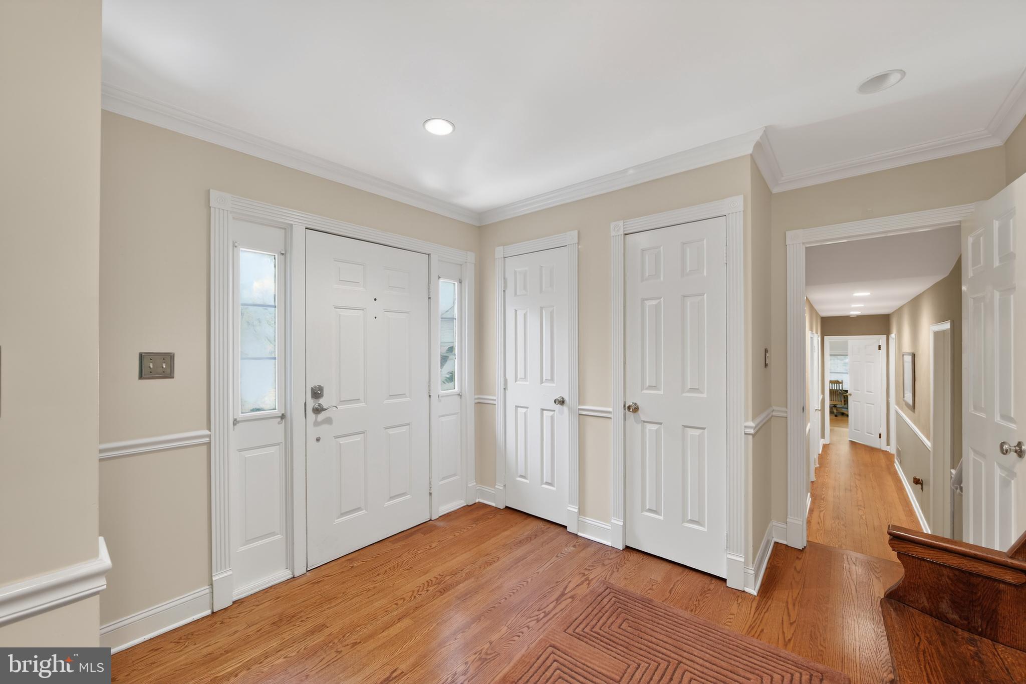202 N SPRING VALLEY ROAD