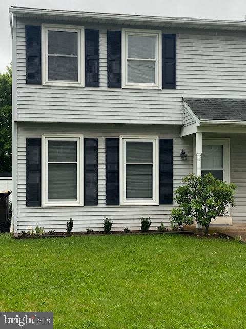 Looking for a charming, updated home in a great location? Look no further! This 3 bedroom, 1.5 bath gem is freshly painted and boasts brand new carpet throughout, giving it a clean, modern feel from the moment you step inside. Highlights include: Brand new kitchen cabinets, countertops, and dishwasher – perfect for cooking and entertaining. Fresh paint in every room for a crisp, inviting look. Spacious layout with 3 comfortable bedrooms and 1.5 bathrooms. Off-street parking for convenience and peace of mind.
Storage shed in the backyard – great for tools, bikes, or extra space. This home is move-in ready and waiting for your personal touch. Don’t miss out – homes this clean and updated don’t last long! Schedule your showing today!