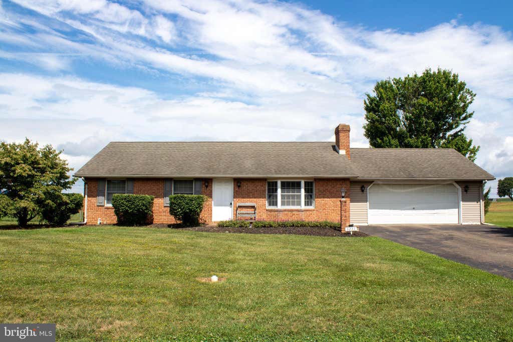 Photo of 5237 Sunset Lane, GAP, PA 17527 (MLS # PALA2093042)