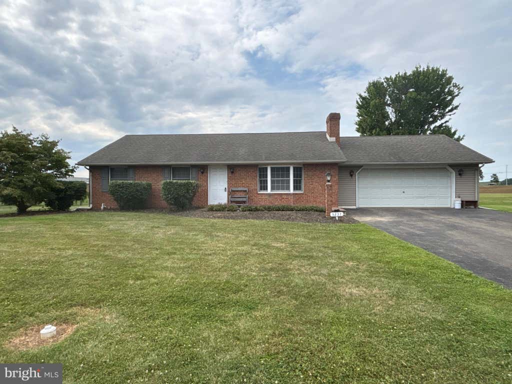 Photo of 5237 Sunset Lane, GAP, PA 17527 (MLS # PALA2093042)