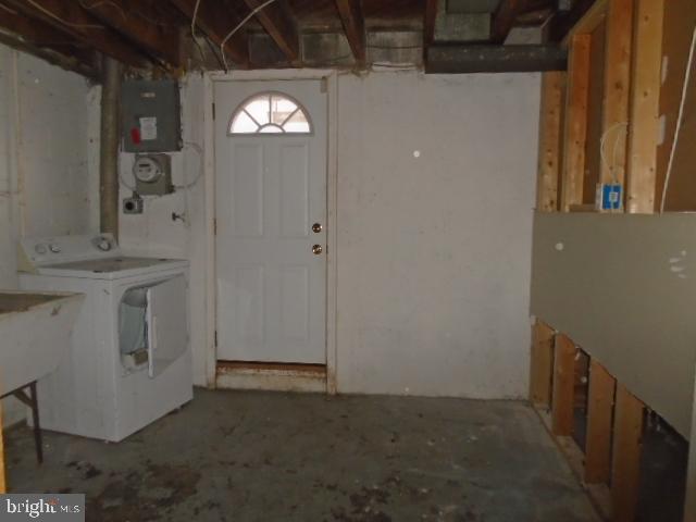 PERRING LOCH - Residential