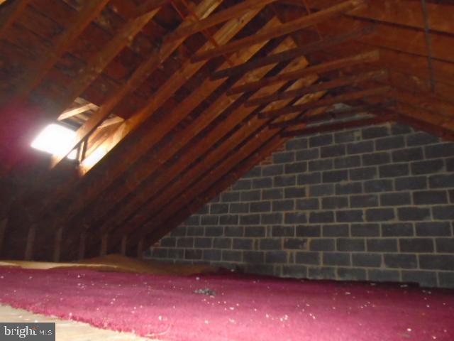 PERRING LOCH - Residential