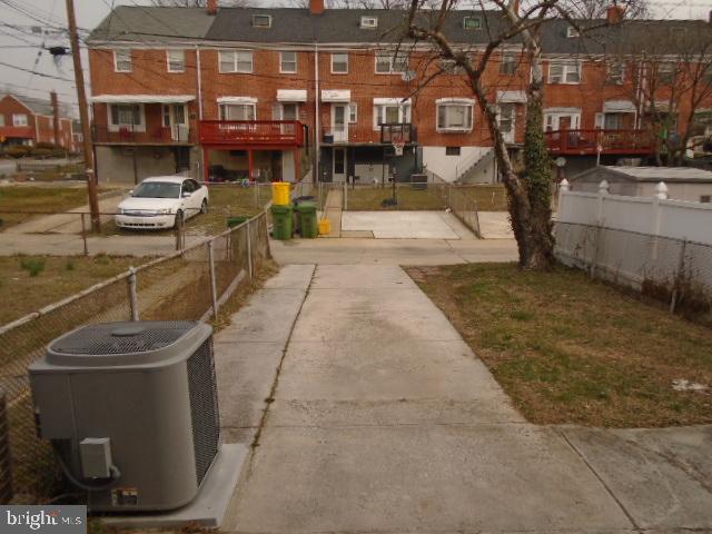 PERRING LOCH - Residential