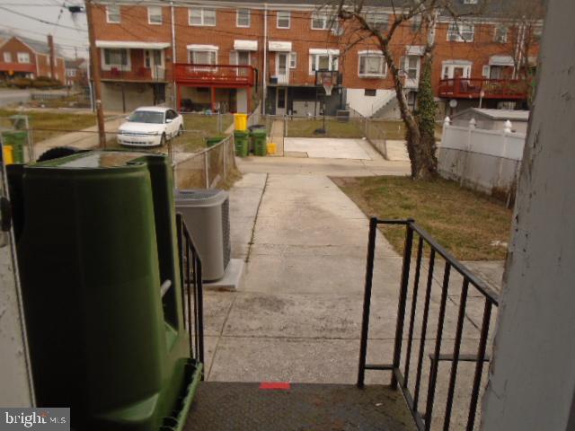 PERRING LOCH - Residential