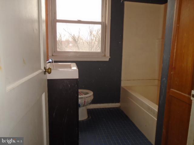 PERRING LOCH - Residential