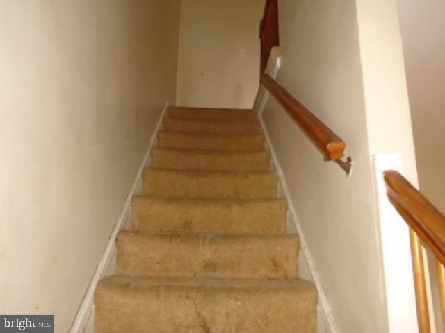 PERRING LOCH - Residential