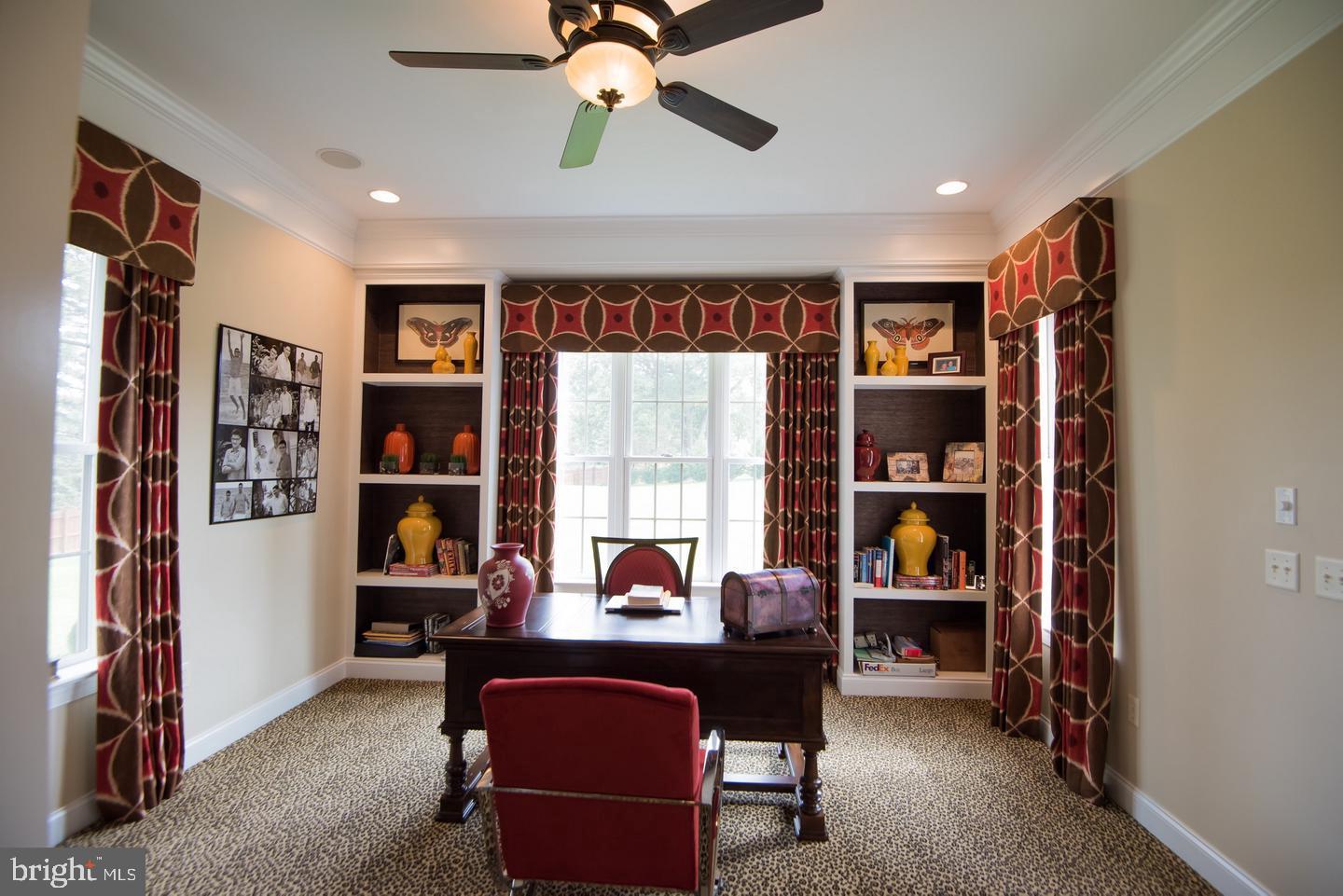 EDISON WOODS - Residential