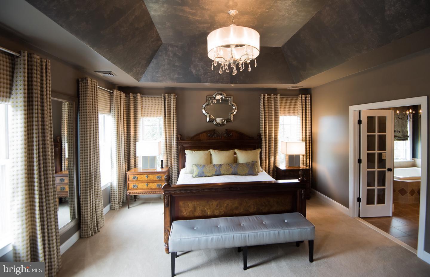 EDISON WOODS - Residential