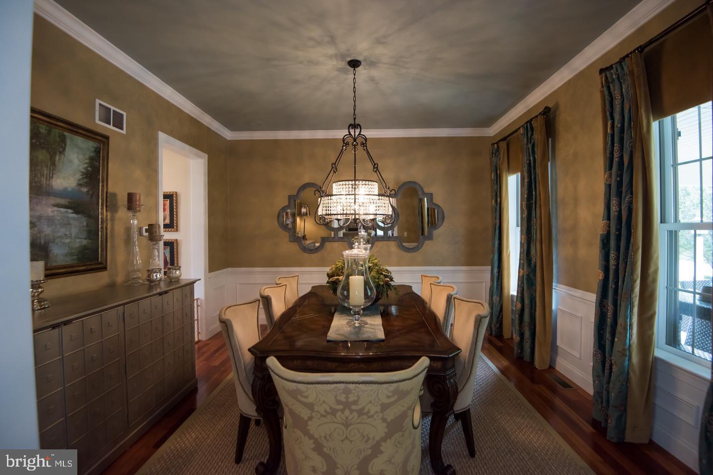 EDISON WOODS - Residential