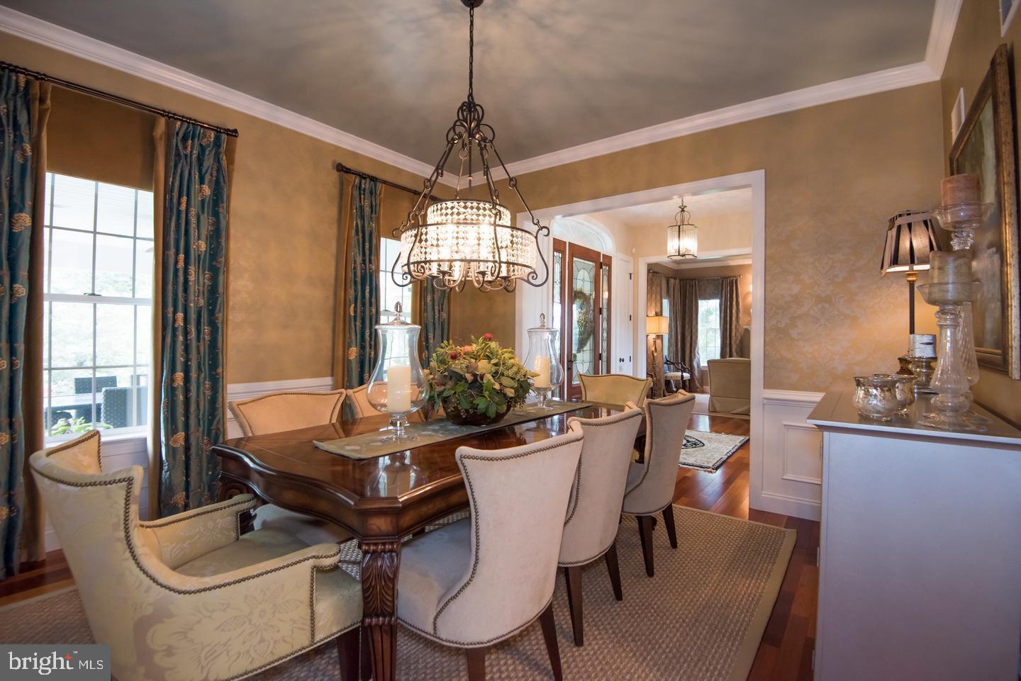 EDISON WOODS - Residential