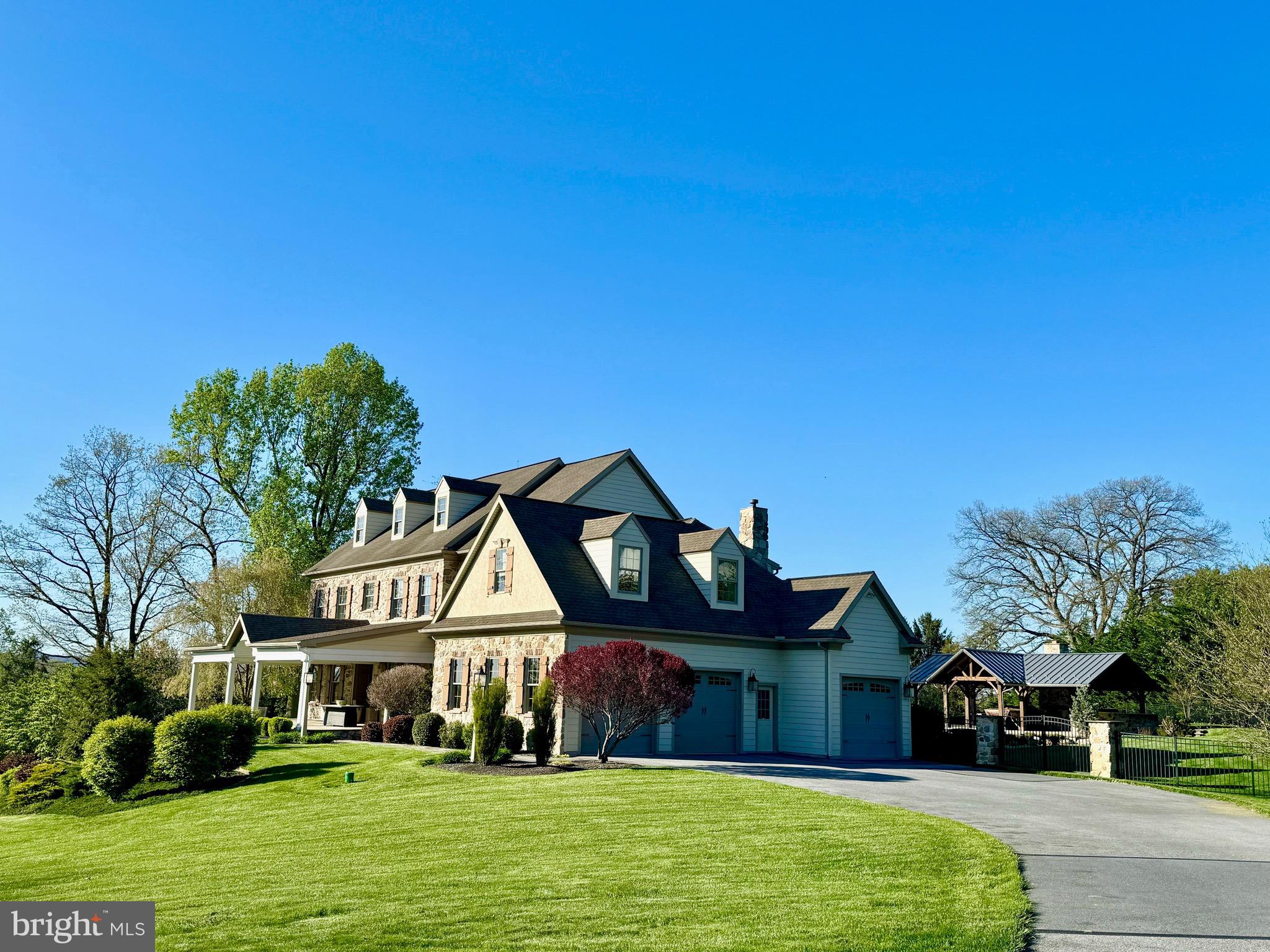 EDISON WOODS - Residential