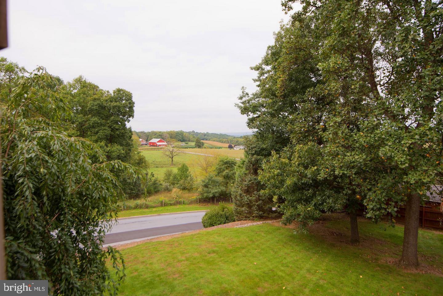 EDISON WOODS - Residential